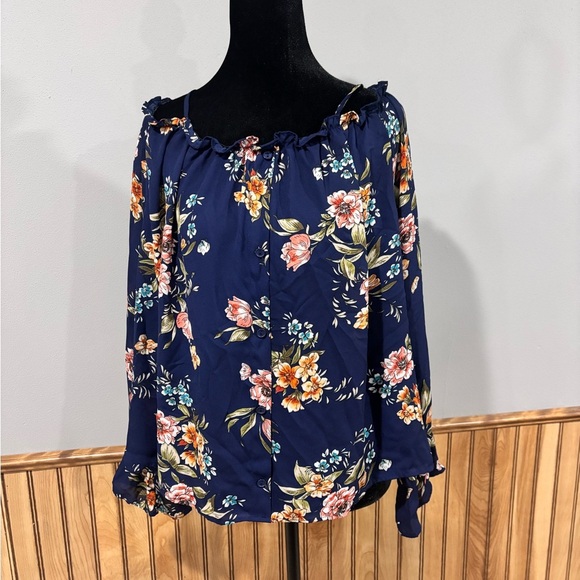 Navy Floral Off-Shoulder Blouse Plus Size 2X - Picture 4 of 6